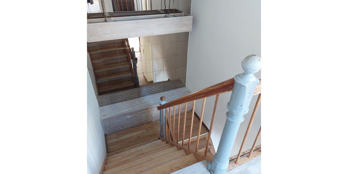 Etagenwohnung Flensburg - 5 Zimmer, 100 m&sup2;, 1.100&euro; | Angebot:25841223