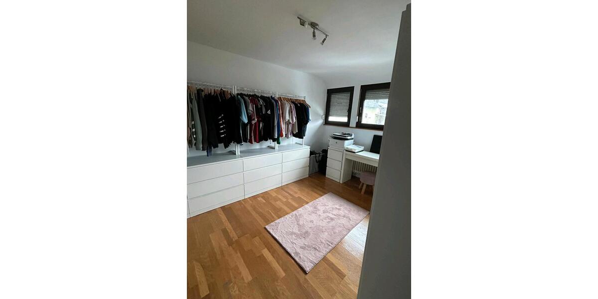 Dachgeschoßwohnung Sankt Wendel - 3 Zimmer, 65 m&sup2;, 640&euro; | Angebot:24725252