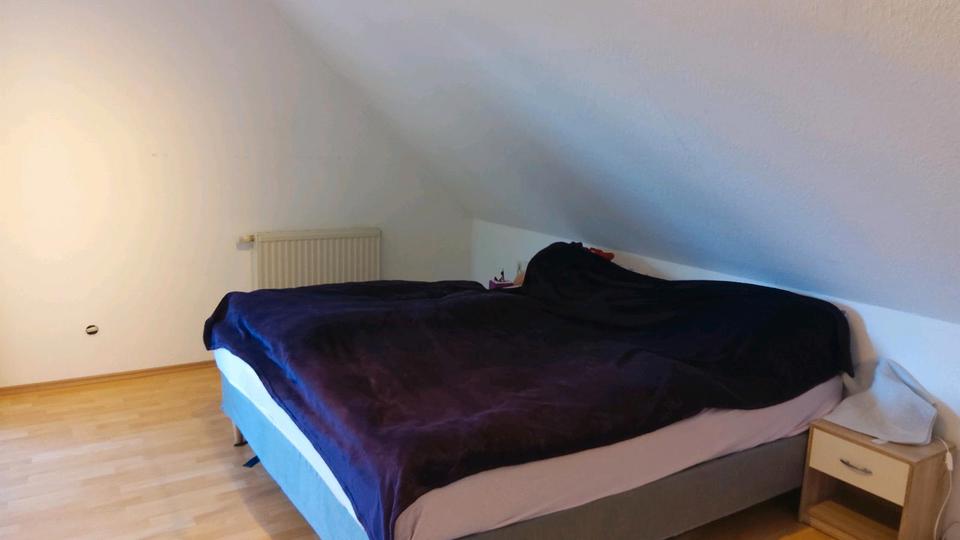 Dachgeschoßwohnung Penzing - 3 Zimmer, 70 m&sup2;, 690&euro; | Angebot:26704309