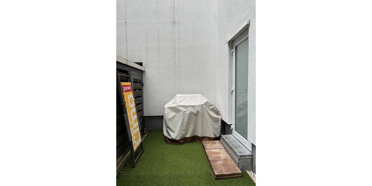 Erdgeschoßwohnung Wiesbaden - 3 Zimmer, 80 m&sup2;, 1.750&euro; | Angebot:25636460