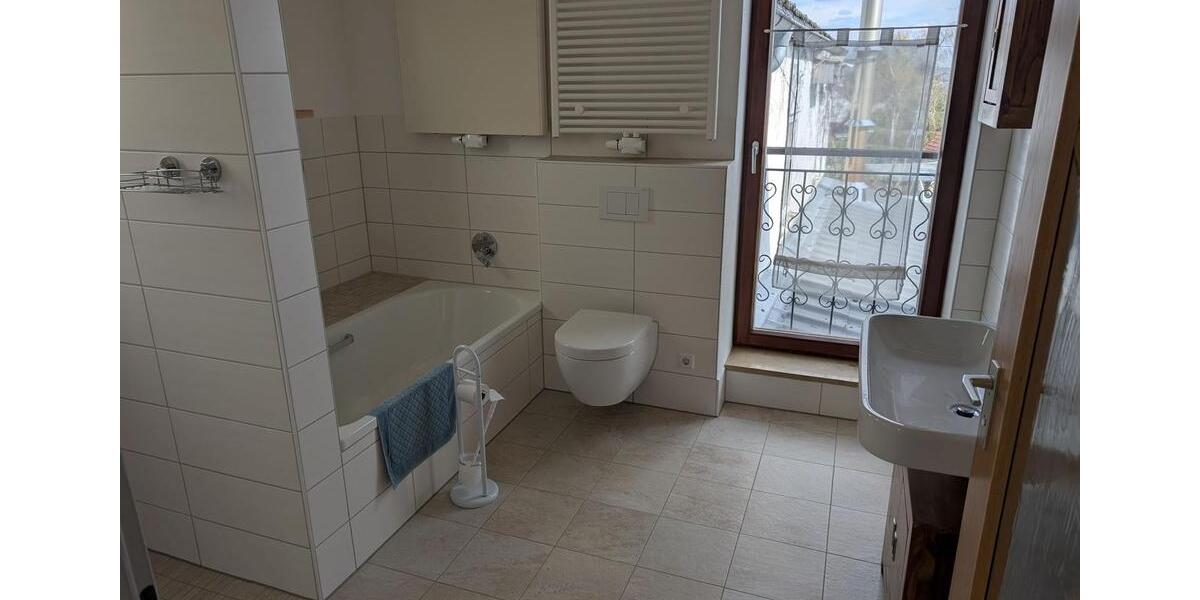 Bungalow Nördlingen - 5 Zimmer, 186 m&sup2;, 1.700&euro; | Angebot:25963068