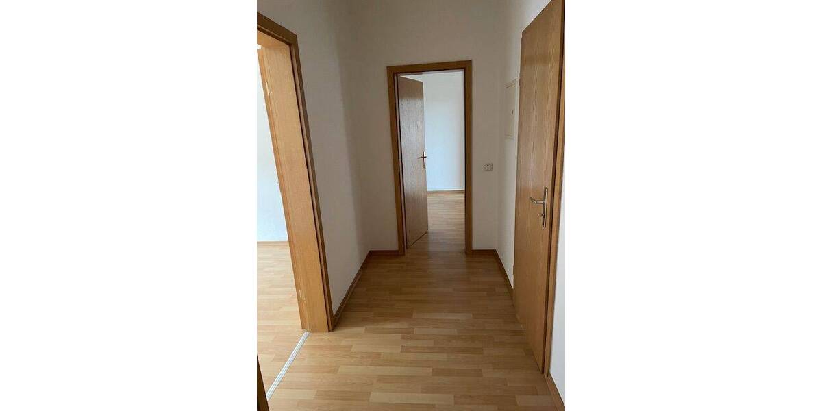Etagenwohnung Altenburg Südost - 3 Zimmer, 54 m&sup2;, 300&euro; | Angebot:24031738