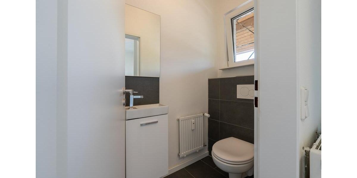 Raumwunder zur Miete – großzügige Wohnung für max. 2 Personen in toller Lage bei Lüneburg 5 zimmer