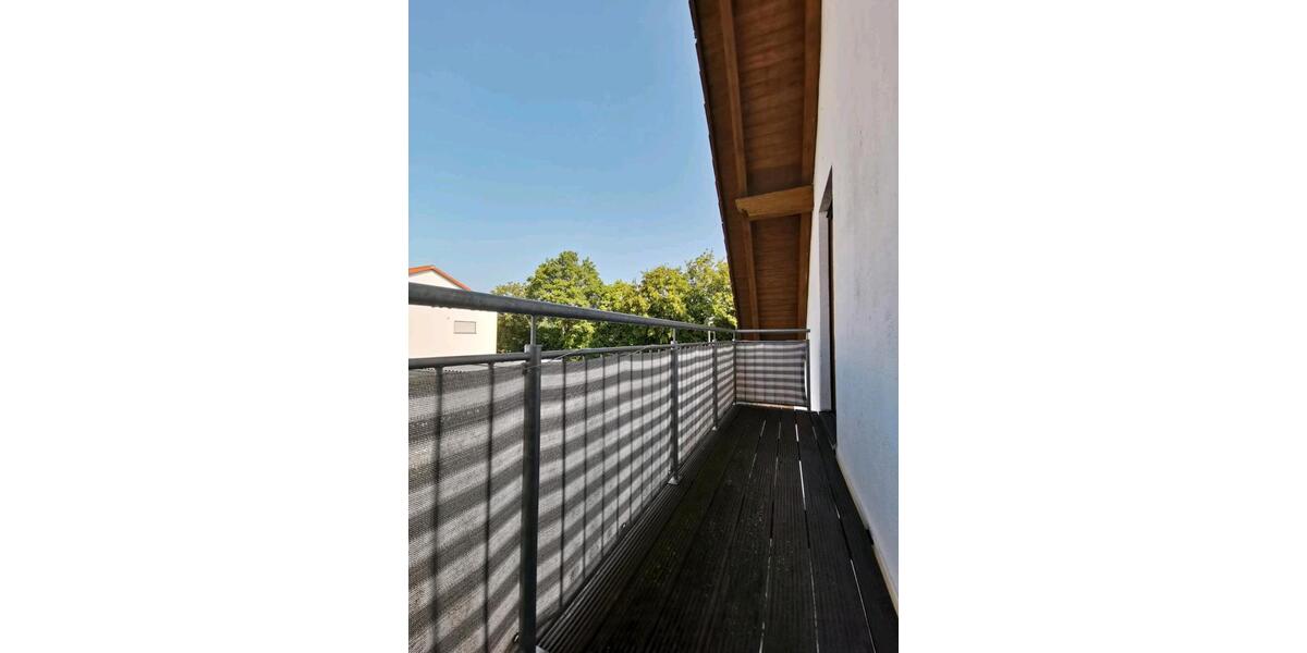 Dachgeschoßwohnung Kirchdorf an der Amper - 3 Zimmer, 90 m&sup2;, 1.150&euro; | Angebot:26225273