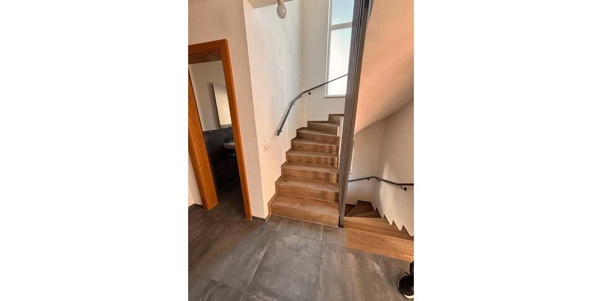 Doppelhaushälfte Aresing - 4 Zimmer, 120 m&sup2;, 1.550&euro; | Angebot:26331653
