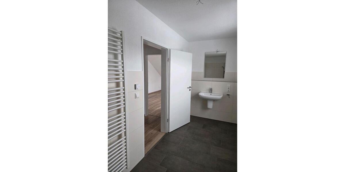 Maisonettenwohnung Hambergen - 3 Zimmer, 100 m&sup2;, 1.070&euro; | Angebot:24878342
