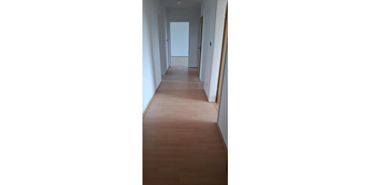 4-Zimmer Wohnung mit Balkon Nähe Elisabeth-Krankenhaus 5 zimmer