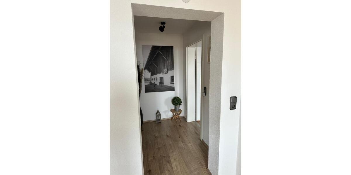 Etagenwohnung Untergriesbach - 4 Zimmer, 117 m&sup2;, 950&euro; | Angebot:25378301