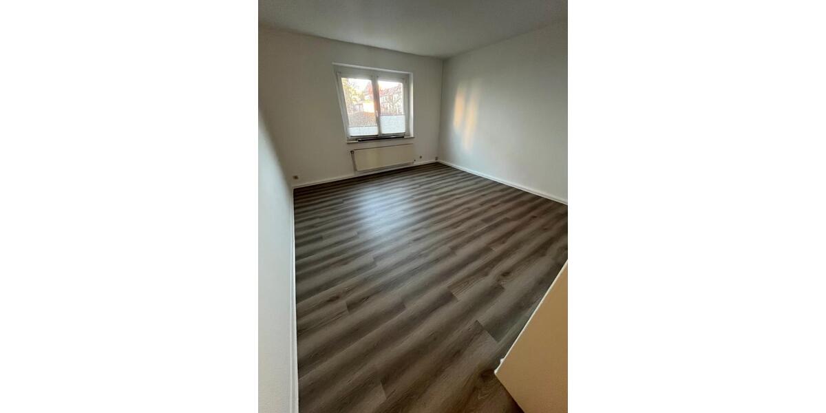 Erdgeschoßwohnung Freiberg - 3 Zimmer, 71 m&sup2;, 460&euro; | Angebot:24582933
