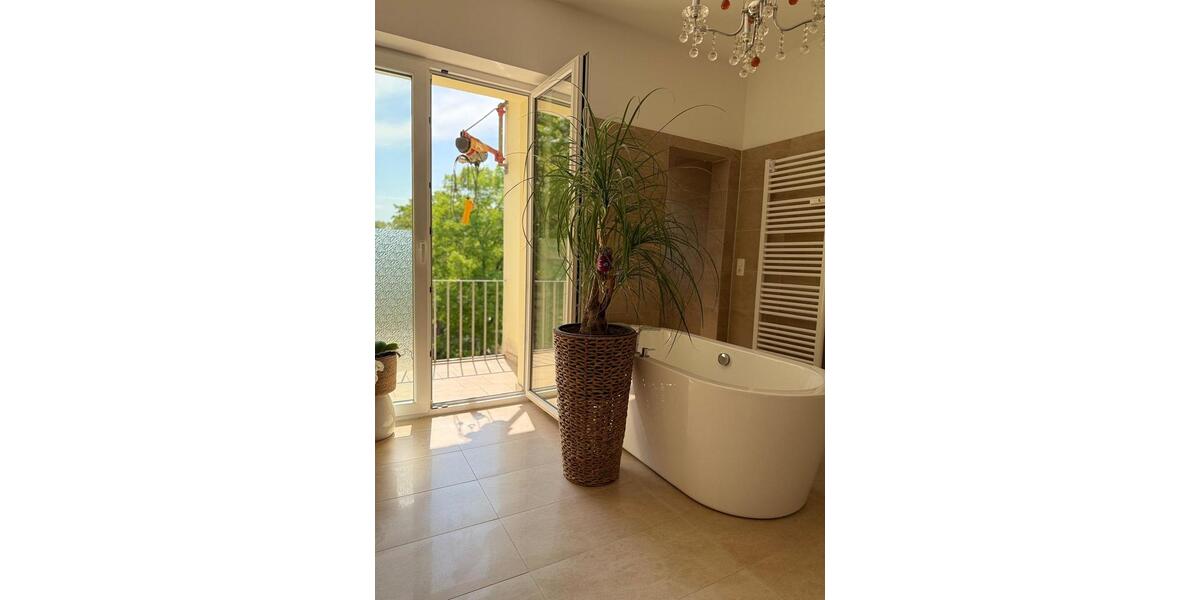 Erdgeschoßwohnung Duisburg Duisburg-Mitte - 2 Zimmer, 91 m&sup2;, 850&euro; | Angebot:24896150