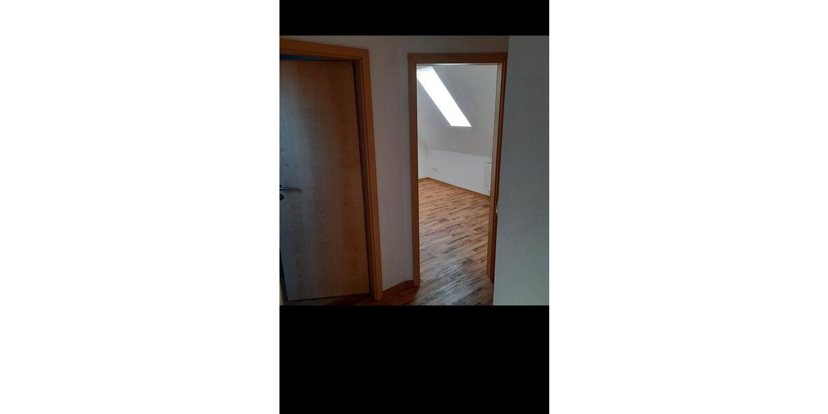 Dachgeschoßwohnung Wasungen - 3 Zimmer, 56 m&sup2;, 365&euro; | Angebot:26588696