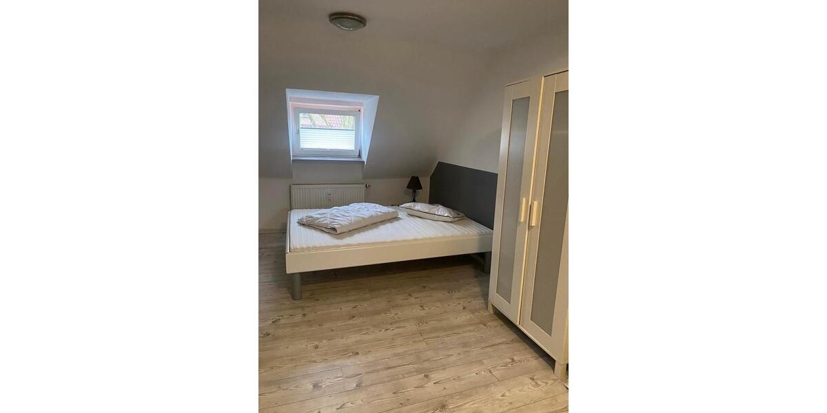 Dachgeschoßwohnung Hameln - 1 Zimmer, 24 m&sup2;, 460&euro; | Angebot:25944735