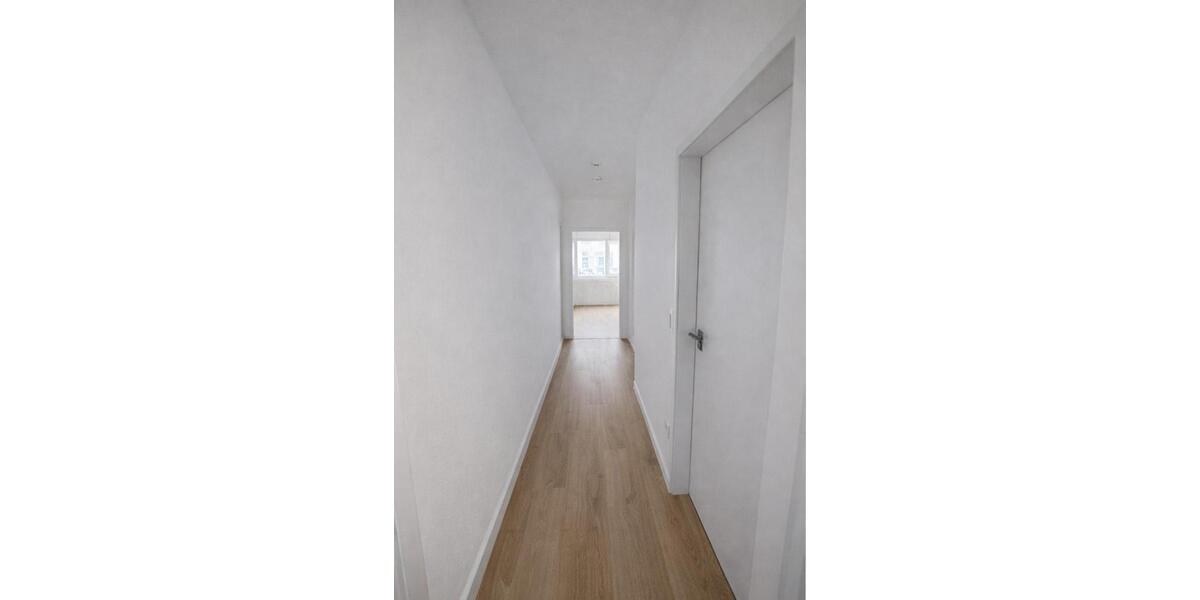 3-Zimmer-Wohnung mit 2 Balkonen – Erstbezug nach laufender Sanierung ab 01.05. 3 zimmer