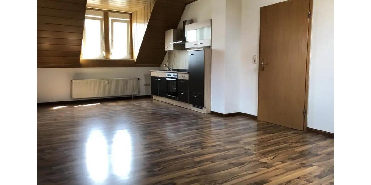 Dachgeschoßwohnung Lahnau - 2 Zimmer, 63 m&sup2;, 630&euro; | Angebot:25420640
