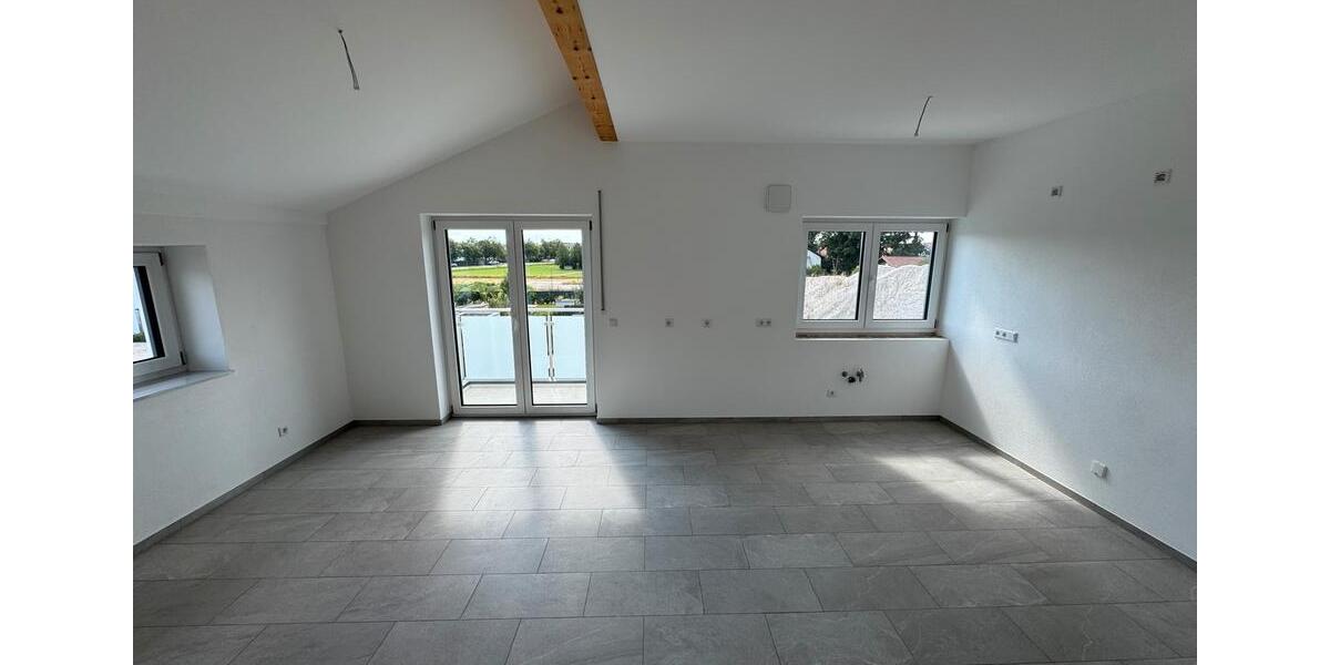 Dachgeschoßwohnung Kirchheim bei München - 3 Zimmer, 93 m&sup2;, 1.990&euro; | Angebot:24762321