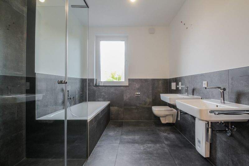 Etagenwohnung Köln Junkersdorf - 3 Zimmer, 116 m&sup2;, 2.564&euro; | Angebot:25726536