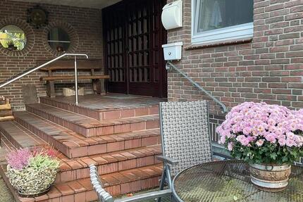 Großzügige Mietwohnung, 1. OG, 3,5 Zi., 115 m2 in ruhiger Lage zimmer