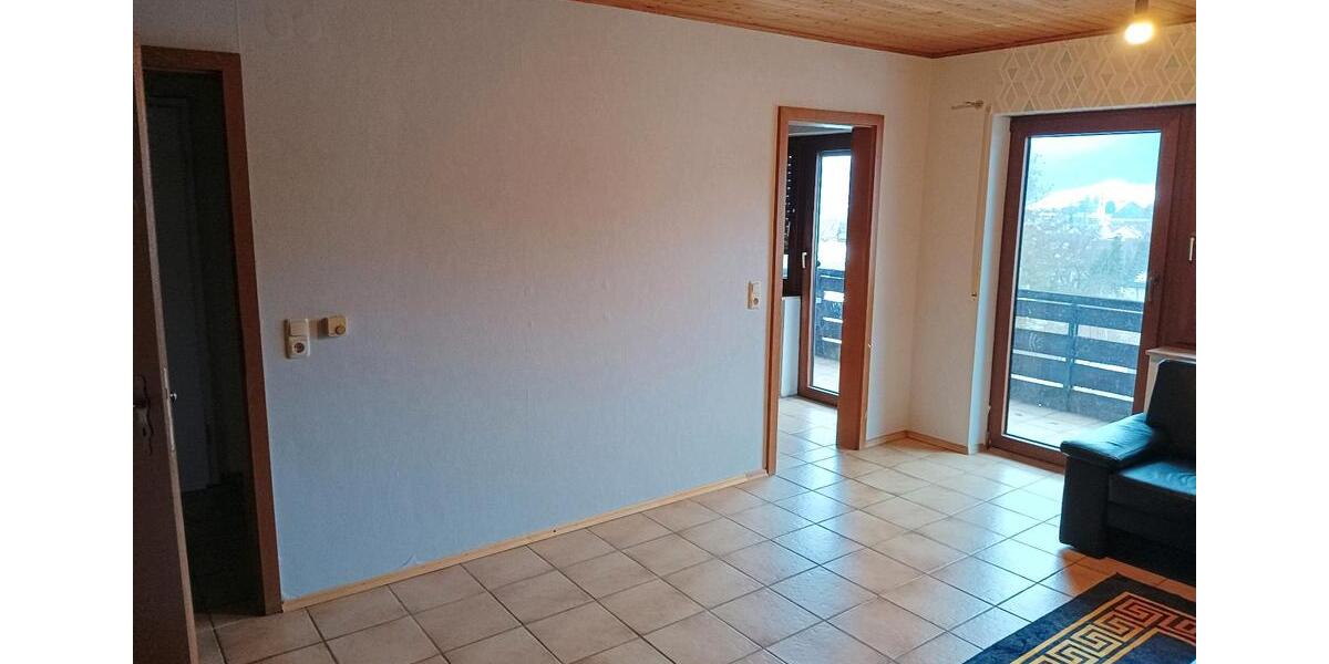 Dachgeschoßwohnung Lohr am Main - 3 Zimmer, 63 m&sup2;, 850&euro; | Angebot:24742150