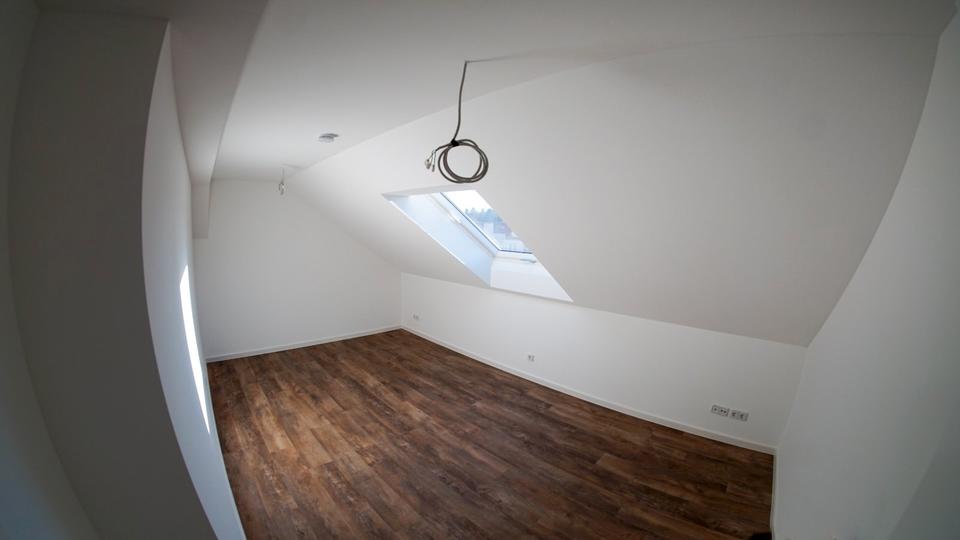 Dachgeschoßwohnung Flöha - 4 Zimmer, 91 m&sup2;, 905&euro; | Angebot:26183315