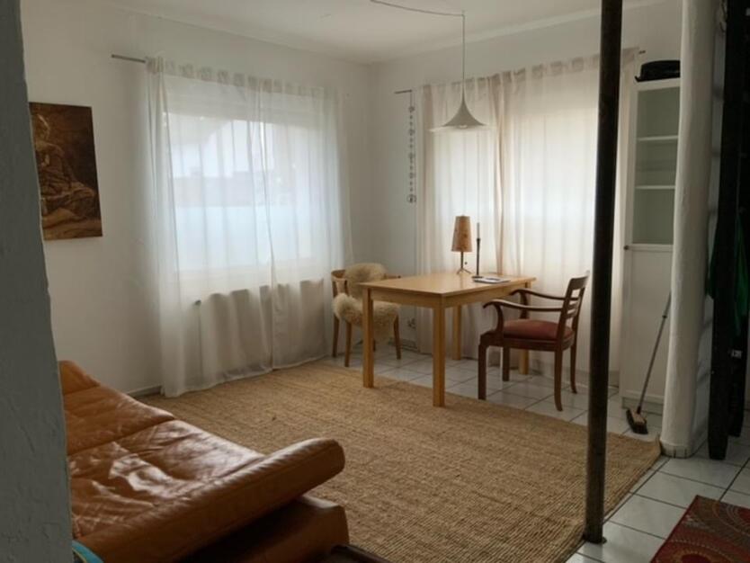 Zur Zwischenmiete: Originelle Loft Wohnung zimmer