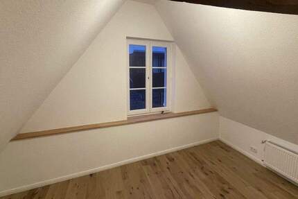 Großzügiges Wohnen in der City: 5 Zimmer, modernisiert, Balkon & Einbauküche 5 zimmer