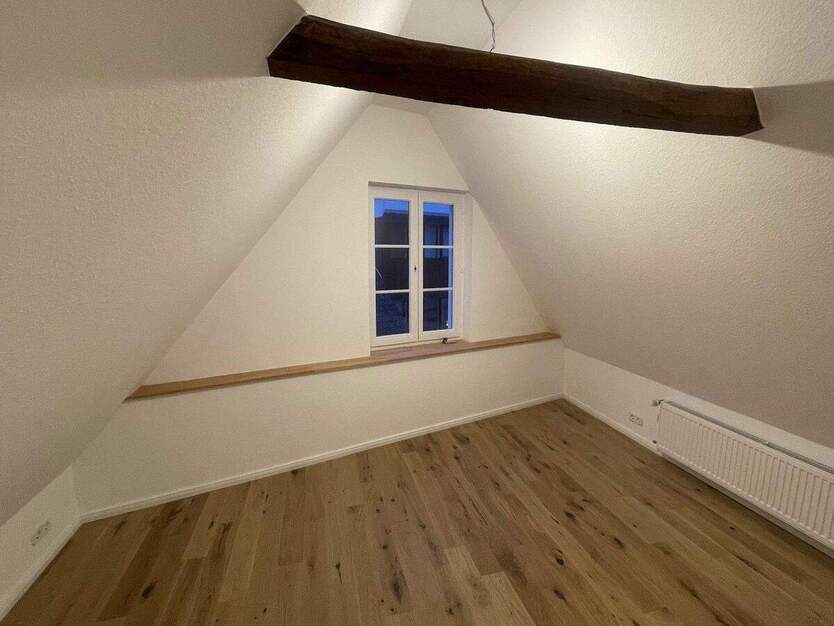 Großzügiges Wohnen in der City: 5 Zimmer, modernisiert, Balkon & Einbauküche 5 zimmer