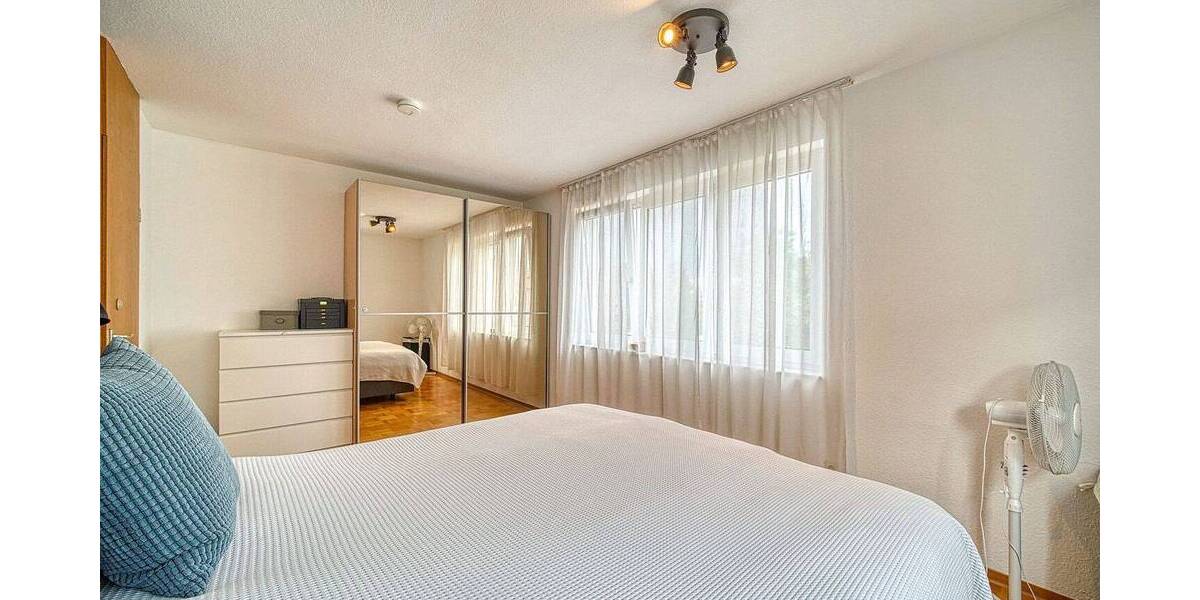 Etagenwohnung Stuttgart Zuffenhausen - 3 Zimmer, 80 m&sup2;, 990&euro; | Angebot:26796524