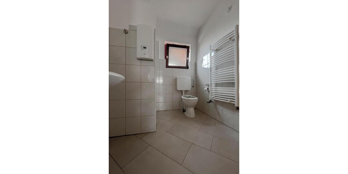 Dachgeschoßwohnung Lüneburg Ebensberg - 4 Zimmer, 105 m&sup2;, 1.450&euro; | Angebot:26282938