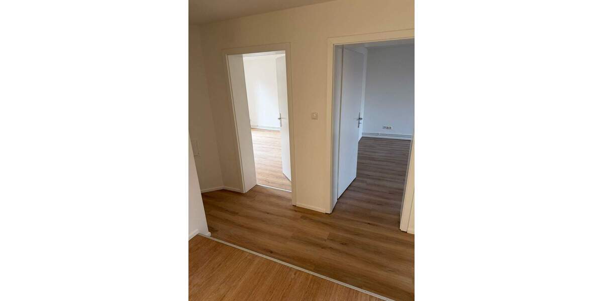 Etagenwohnung Hildesheim West - 2 Zimmer, 72 m&sup2;, 700&euro; | Angebot:25915869