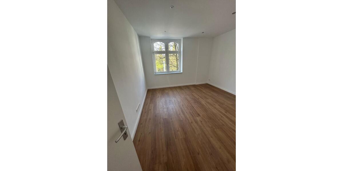 Etagenwohnung Wuppertal Barmen - 2 Zimmer, 64 m&sup2;, 838&euro; | Angebot:24687374