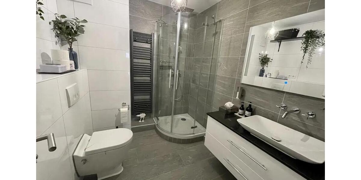 Etagenwohnung Grevenbroich - 3 Zimmer, 90 m&sup2;, 1.050&euro; | Angebot:26267469