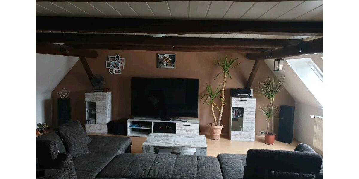 Dachgeschoßwohnung Oschersleben (Bode) - 2 Zimmer, 72 m&sup2;, 360&euro; | Angebot:25956818