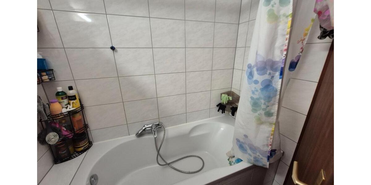 Dachgeschoßwohnung Neumünster - 3 Zimmer, 54 m&sup2;, 600&euro; | Angebot:26560695