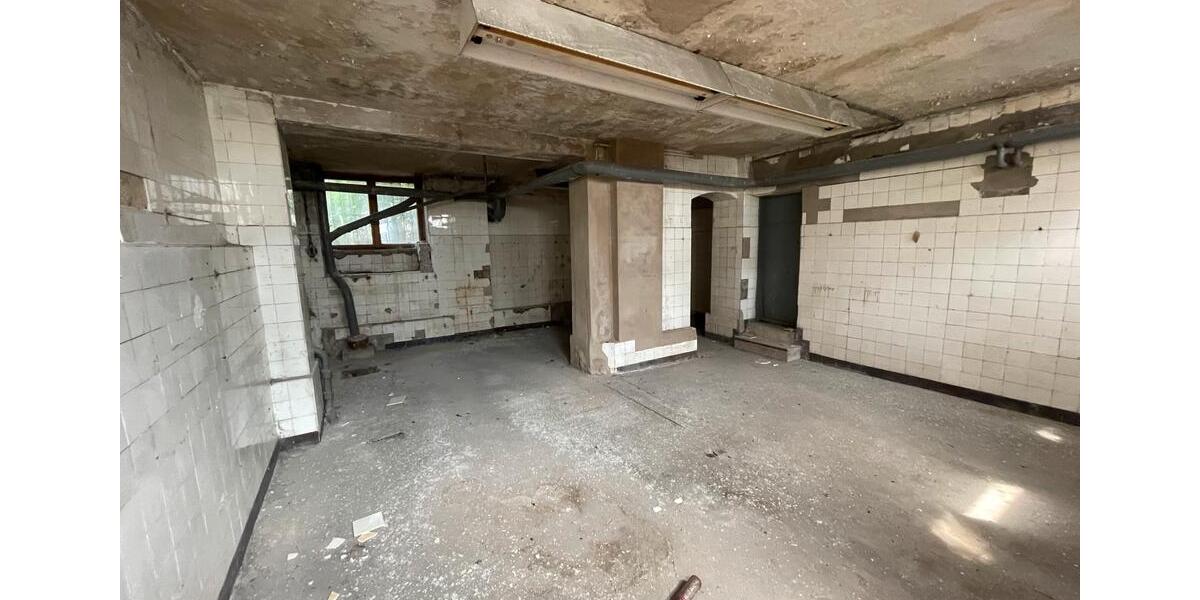 Mehrfamilienhaus, Wohnhaus Zwickau Zwickau-West - 40 Zimmer, 444 m&sup2;, 999&euro; | Angebot:19528589