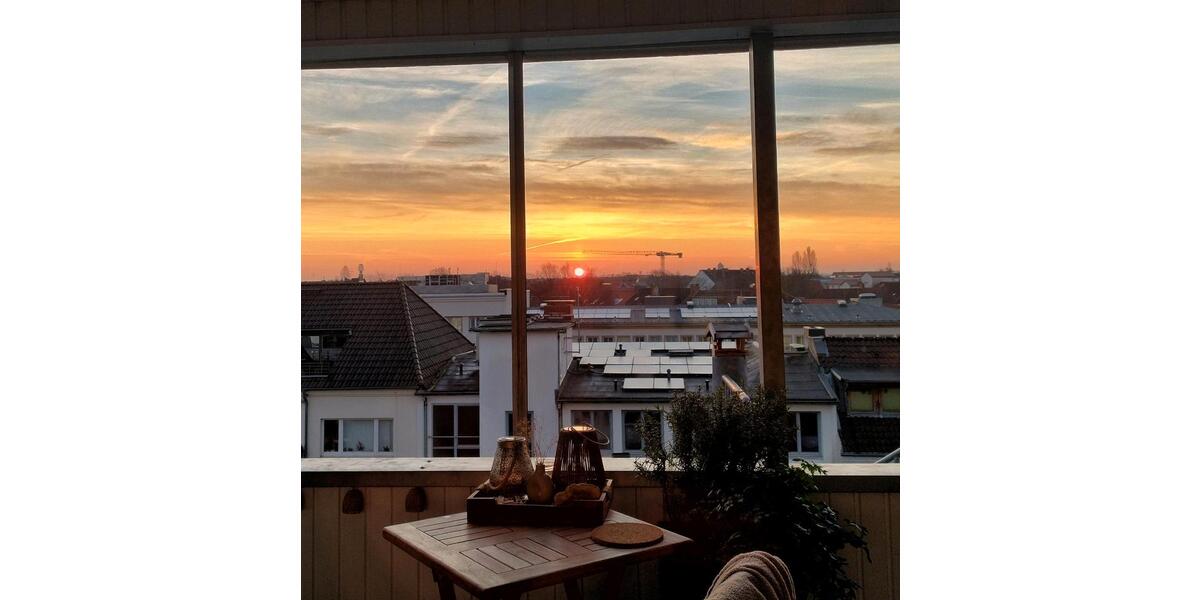 Dachgeschoßwohnung Hannover - 2 Zimmer, 71 m&sup2;, 1.200&euro; | Angebot:25256934