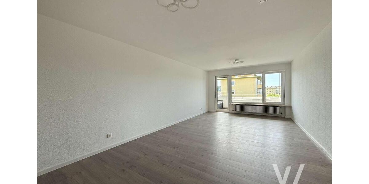 Etagenwohnung Saarbrücken - 3 Zimmer, 96 m&sup2;, 1.000&euro; | Angebot:26425775