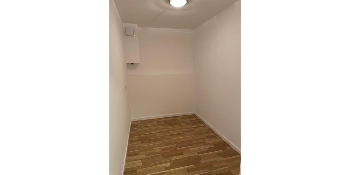 Etagenwohnung Guldental - 4 Zimmer, 133 m&sup2;, 1.100&euro; | Angebot:26294379