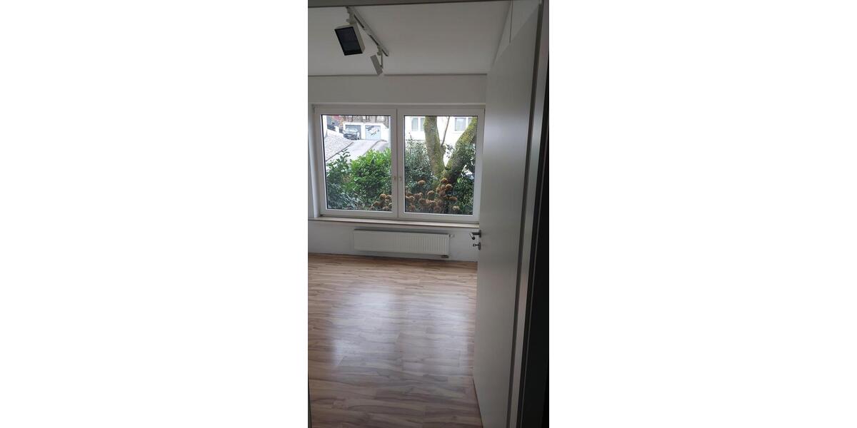 Etagenwohnung Lüdenscheid - 4 Zimmer, 75 m&sup2;, 550&euro; | Angebot:25046400