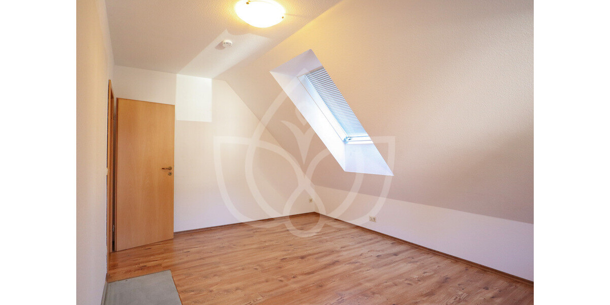 Zweifamilienhaus mit 6 Zimmer in Glienicke,Nordbahn - Zweifamilienhaus Glienicke/Nordbahn Nordbahn | Angebot:27029271