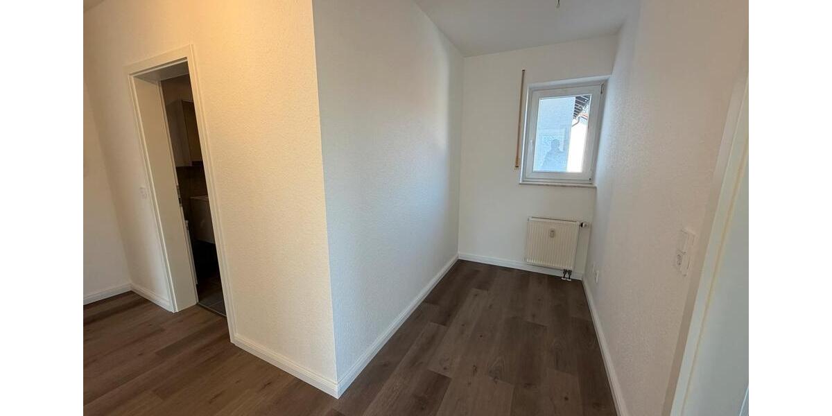 Etagenwohnung Bad Emstal - 2.5 Zimmer, 70 m&sup2;, 740&euro; | Angebot:26610199