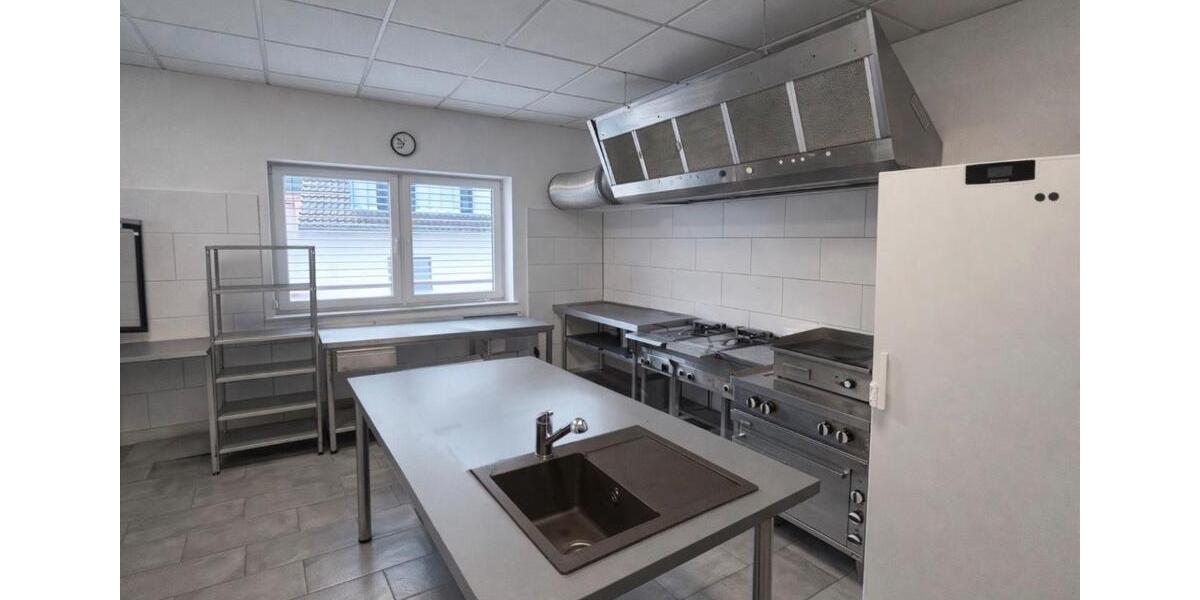Gewerbeobjekt Külsheim - 1.500&euro; | Angebot:26382021