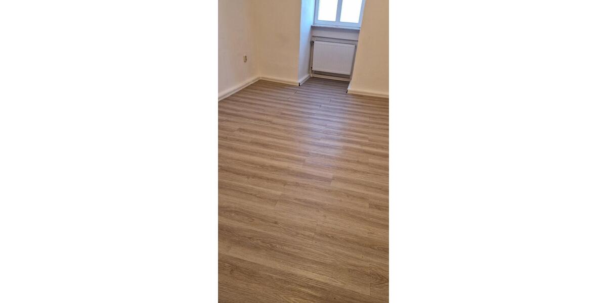 Dachgeschoßwohnung Luckenwalde - 5 Zimmer, 128 m&sup2;, 1.150&euro; | Angebot:26382785