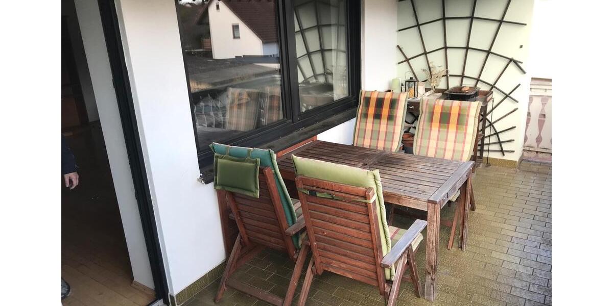 Etagenwohnung Sinzing - 5 Zimmer, 130 m&sup2;, 1.400&euro; | Angebot:25905392