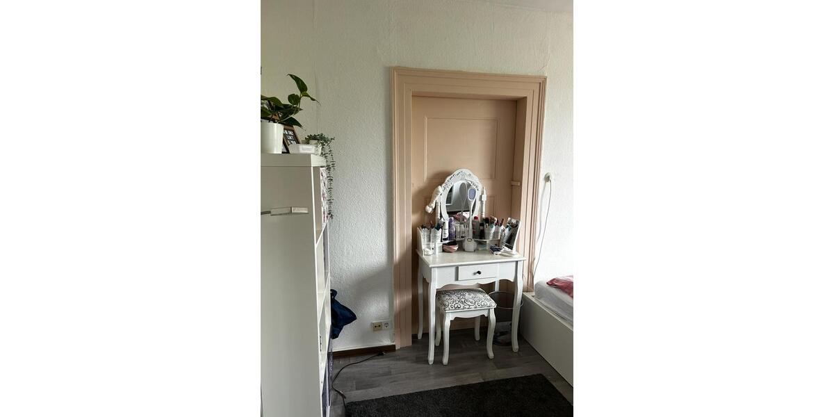 Wohnen auf Zeit Karlsruhe Neureut - 1 Zimmer, 12 m&sup2;, 497&euro; | Angebot:26677507