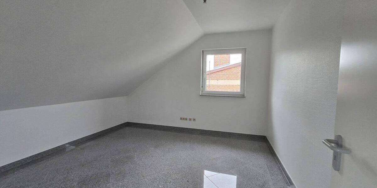 Gewerbeobjekt Alzenau - 5 Zimmer, 160 m&sup2;, 1.600&euro; | Angebot:26787481