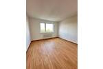 **MODERNISIERTE 3 Zimmer Wohnung MIT BALKON UND NEUEM WANNENBAD**