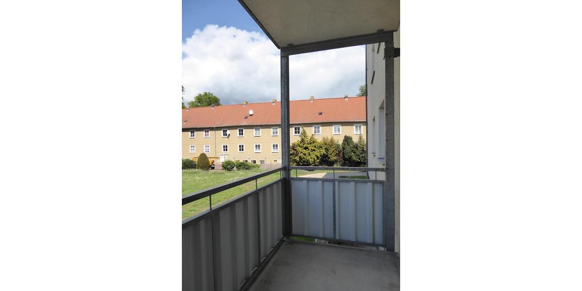 Erdgeschoßwohnung Bad Lauchstädt - 2 Zimmer, 43 m&sup2;, 279&euro; | Angebot:26252572