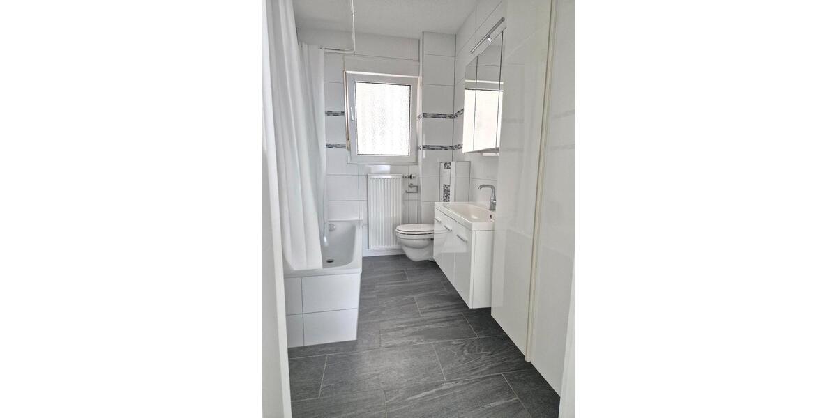 Erdgeschoßwohnung Bischofsheim - 4.5 Zimmer, 143 m&sup2;, 1.790&euro; | Angebot:26606595