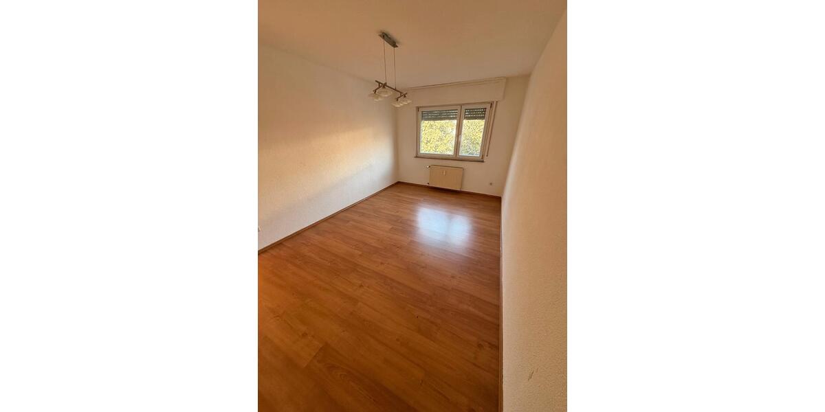Etagenwohnung Pforzheim - 3 Zimmer, 60 m&sup2;, 640&euro; | Angebot:26547307