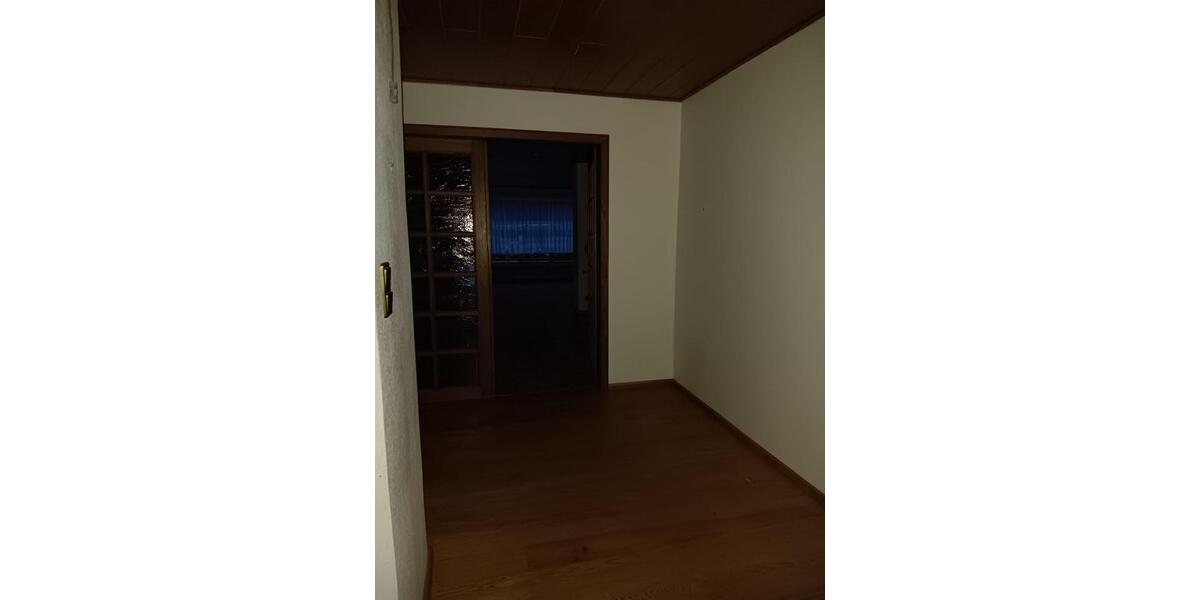 Erdgeschoßwohnung Osnabrück Dodesheide - 4 Zimmer, 125 m&sup2;, 1.200&euro; | Angebot:25158699